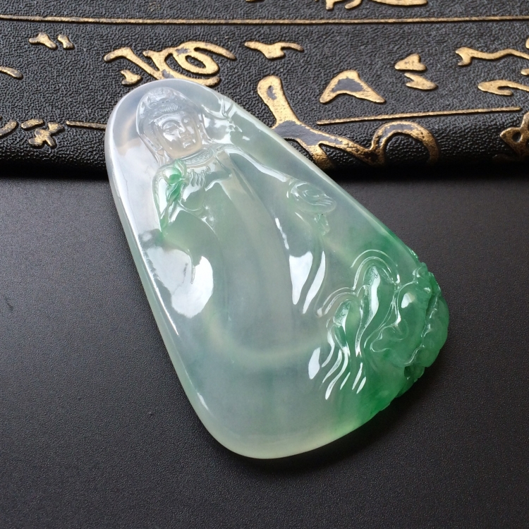 (超值推荐)冰种飘绿花观世音挂件
