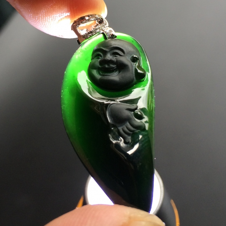 （超值推荐）冰种墨翠玉佛挂件