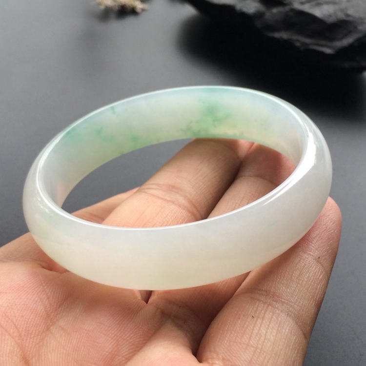 （超值推荐）糯冰种飘花贵妃镯（56.3mm-50.3mm）