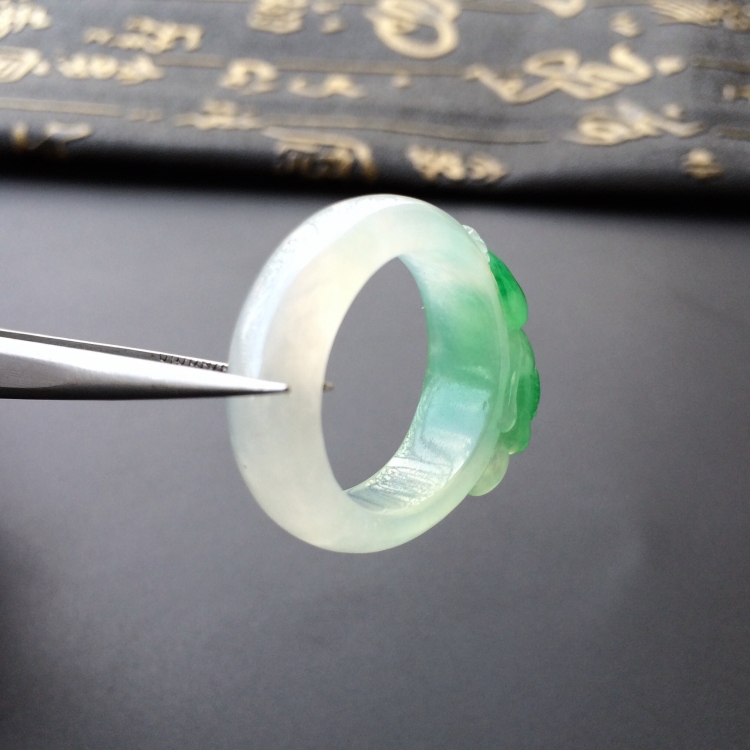 (超值推荐)冰种飘翠金蟾指环
