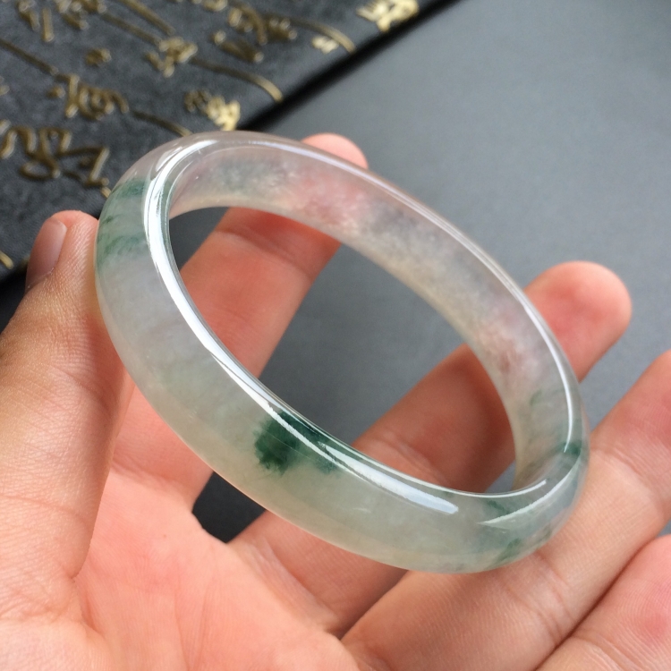 (超值推荐)冰种飘花贵妃镯(56.5mm-48.7mm)