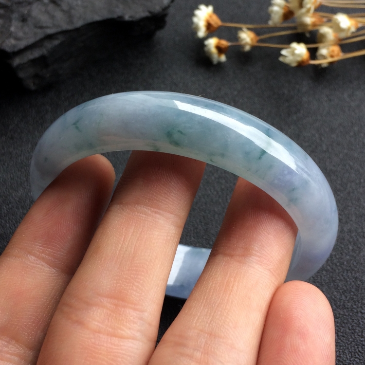 （超值推荐）糯冰种紫罗兰飘花贵妃镯（54.7mm-49.2mm）
