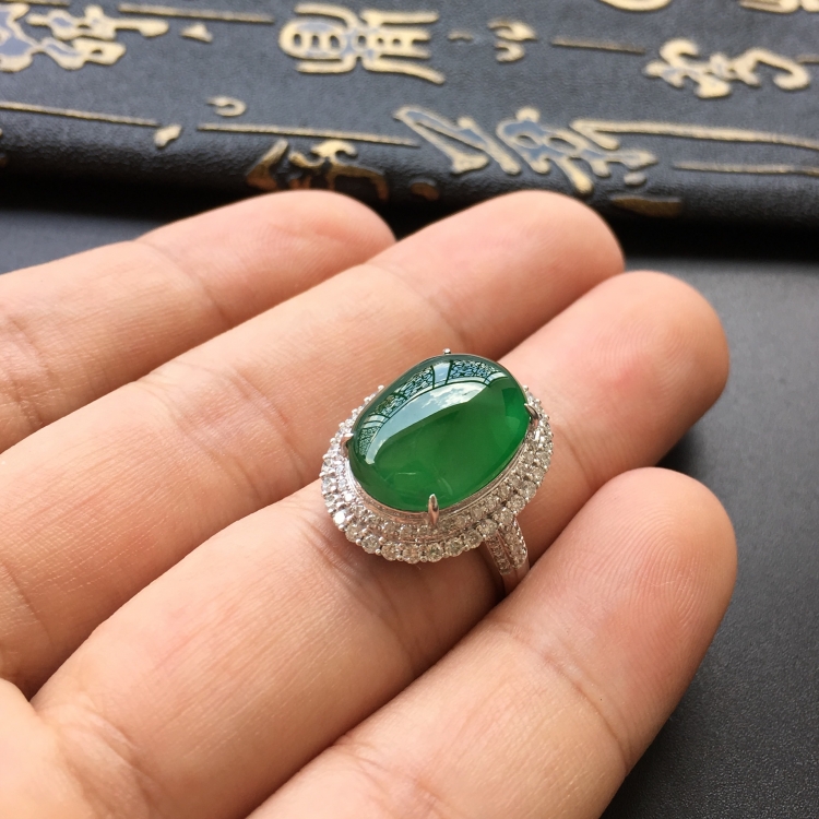 (超值推荐)冰种深绿镶白金钻石戒指