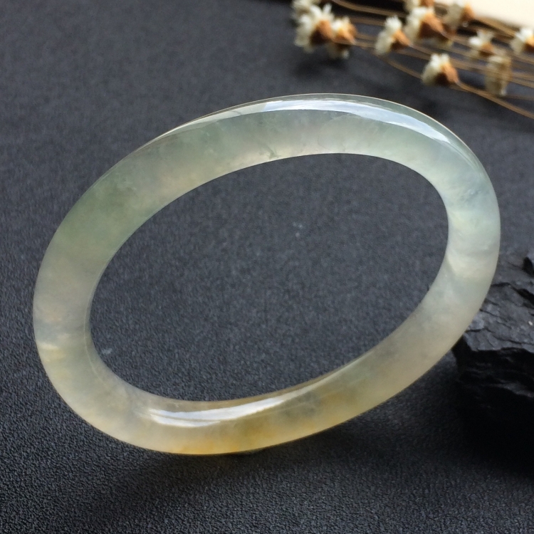（超值推荐）冰种黄翡贵妃镯（55mm-47.1mm）