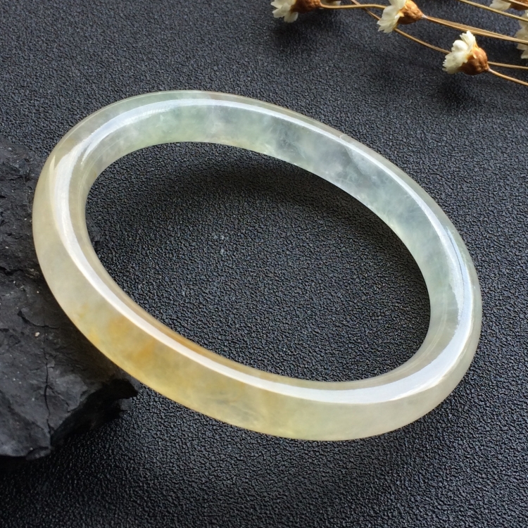 （超值推荐）冰种黄翡贵妃镯（55mm-47.1mm）
