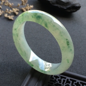 （超值推荐）冰种飘花手镯（56.8mm）