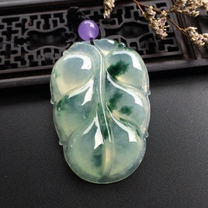 （超值推荐）冰种飘花玉叶挂件