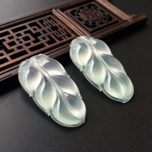 (超值推荐)冰种淡晴水玉叶挂件一对走