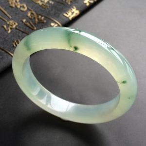 (超值推荐)冰种飘花手镯(56.4mm)