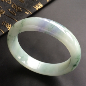 (超值推荐)糯冰种飘花略带紫罗兰手镯(57.4mm)