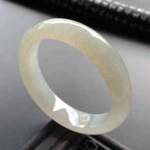 (超值推荐)冰种淡晴水手镯(57.1mm)