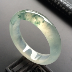 （超值推荐）冰玻种飘花手镯（57.5mm）
