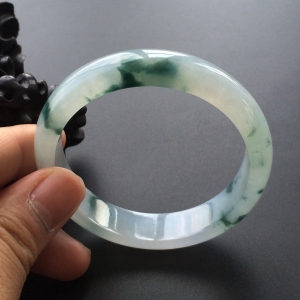 (超值推荐)冰种飘花手镯(57.5mm)