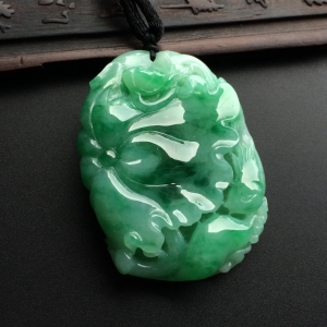（超值推荐）糯冰种飘翠年年有余挂件