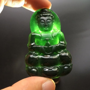 （超值推荐）冰种墨翠观音挂件