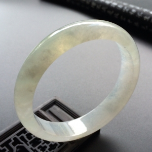 （超值推荐）冰种淡晴水手镯（61mm）