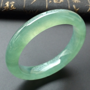 (超值推荐)冰种晴水略飘花手镯(55mm)