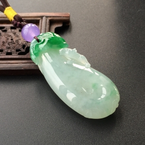 (超值推荐)糯冰种飘翠福瓜挂件
