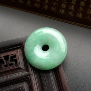 （超值推荐）糯冰种晴水平安扣挂件