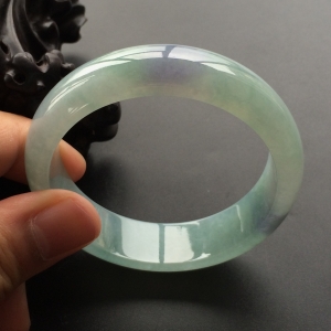 (超值推荐)糯冰种晴水略带紫罗兰手镯(56.4mm)