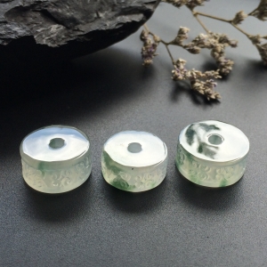（超值推荐）冰种飘花平安环挂件（三件一批）