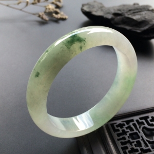 （超值推荐）糯冰种飘花手镯（57.1mm）