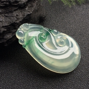 冰种飘花如意挂件