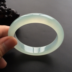 (超值推荐)冰种晴水手镯(55.8mm)