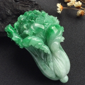 （超值推荐）糯冰种飘翠白菜挂件/手玩件