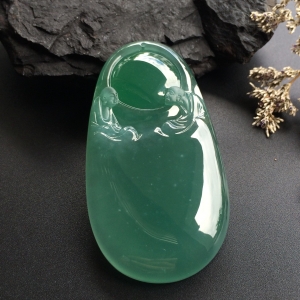 （超值推荐）（玉雕名家高松峰作品）冰种蓝水问禅挂件