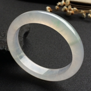 （超值推荐）冰种略飘花手镯（57.6mm）