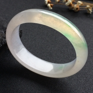 （超值推荐）冰种飘花贵妃镯（54.5mm-45.2mm）