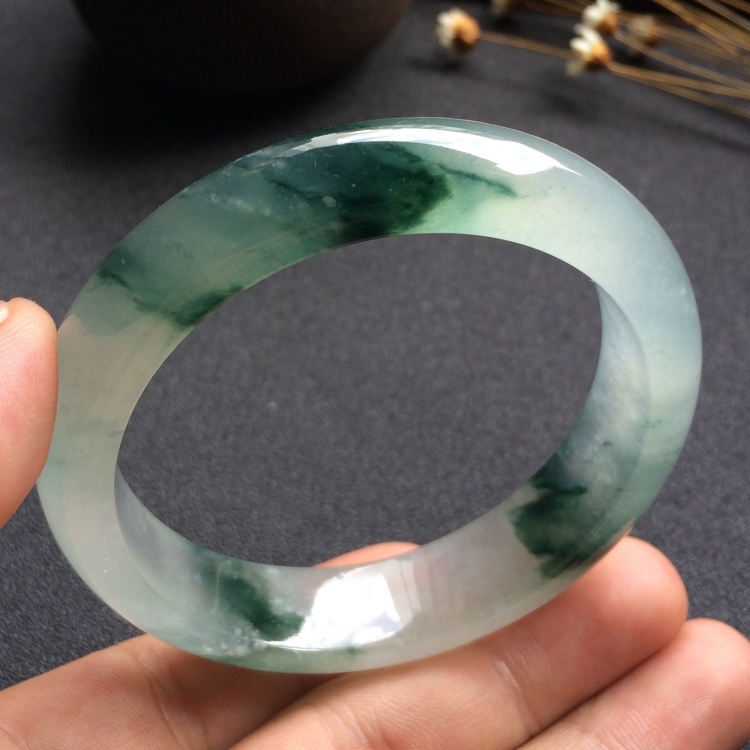 （超值推荐）冰种飘花手镯（54.8mm）
