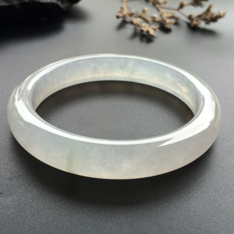 （超值推荐）冰种淡晴水手镯（55.1mm）