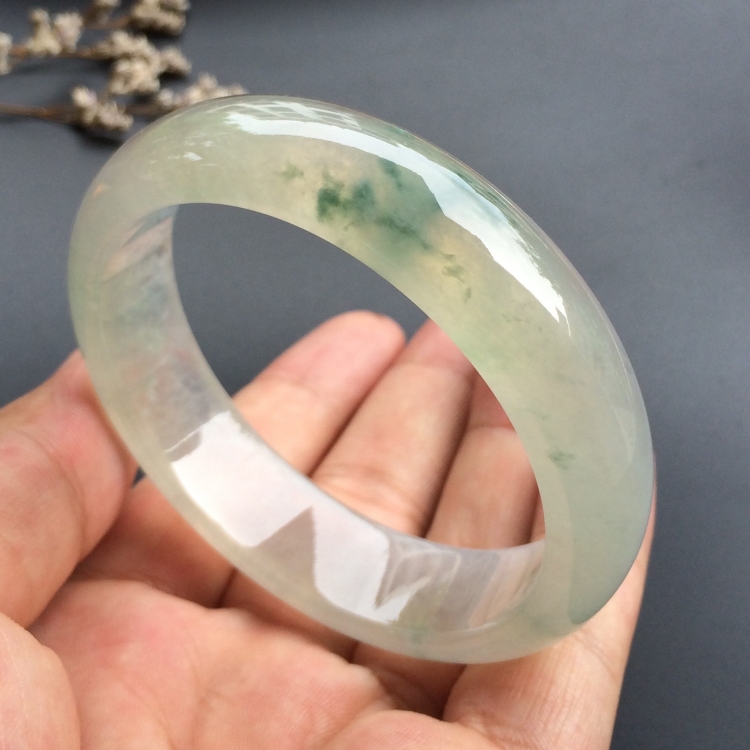 （超值推荐）冰种飘花手镯（57.7mm）