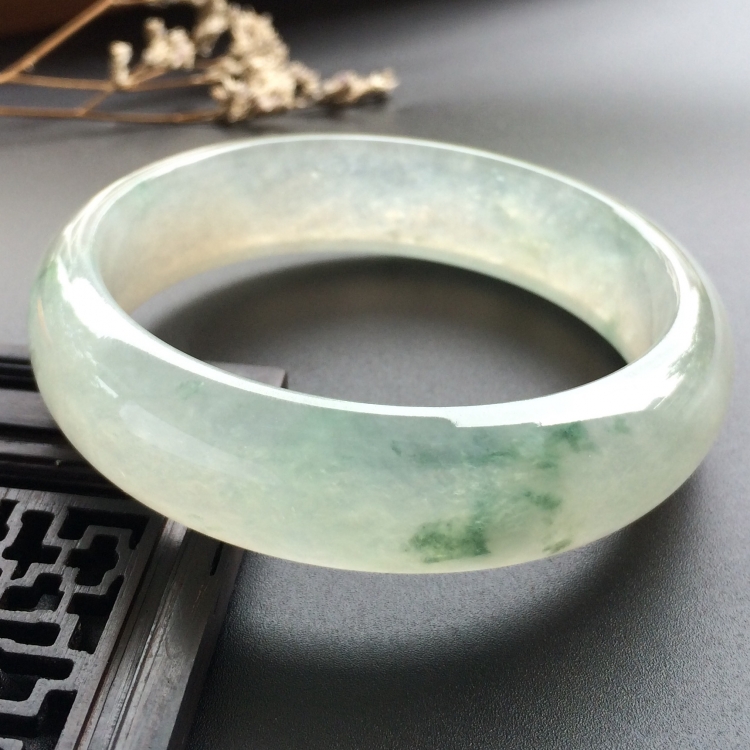 （超值推荐）冰种飘花手镯（57.7mm）