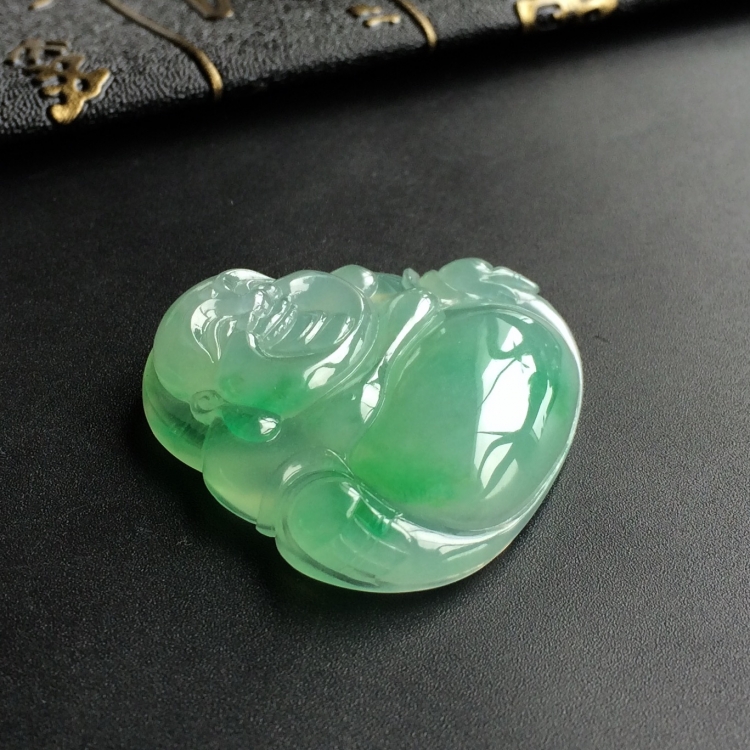 (超值推荐)冰种飘翠玉佛挂件