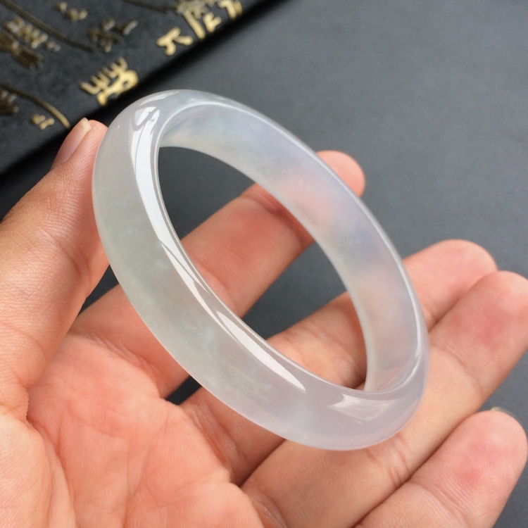 (超值推荐)冰种晴水贵妃镯(54.4mm-47.8mm)