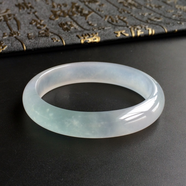 (超值推荐)冰种晴水贵妃镯(54.4mm-47.8mm)