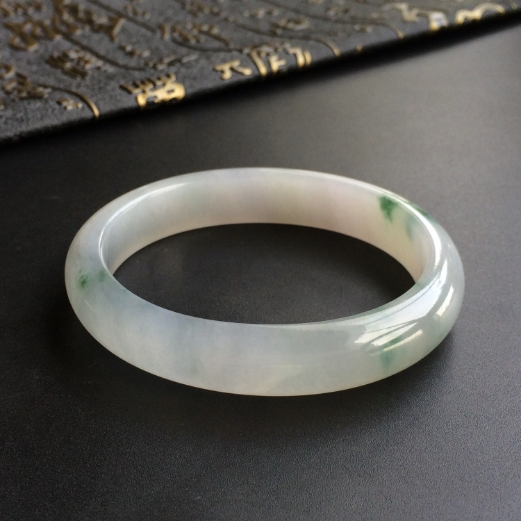 (超值推荐)冰种飘花贵妃镯(55.2mm-48.8mm)