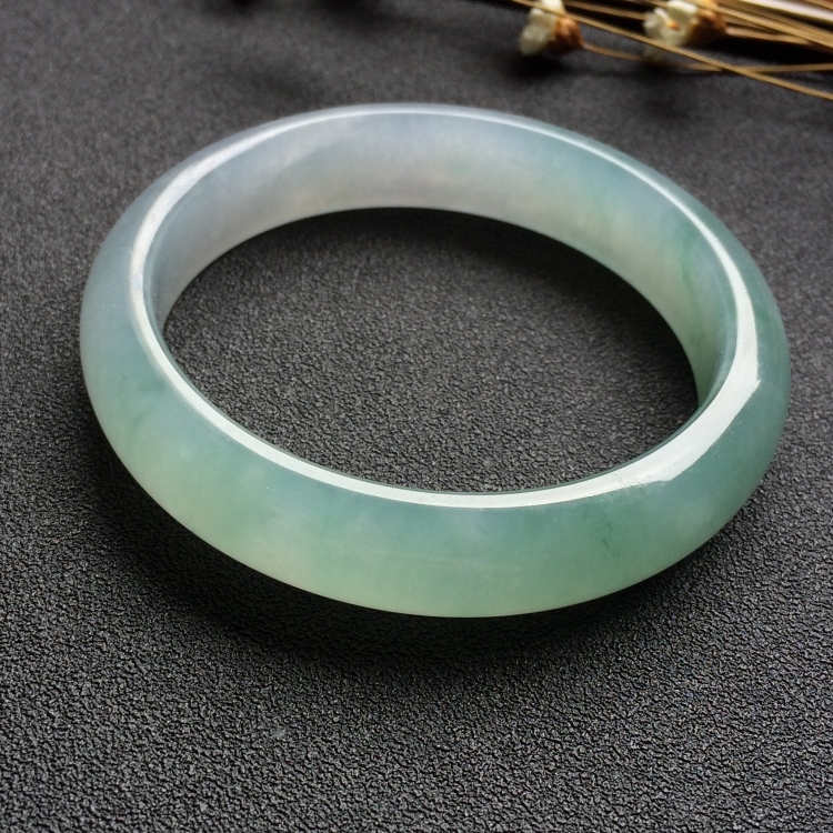 （超值推荐）冰种晴水手镯（54.3mm）