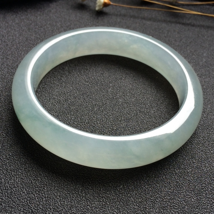 （超值推荐）冰种飘花手镯（56.4mm）