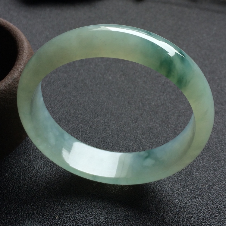 （超值推荐）糯冰种飘花手镯（59.2mm）