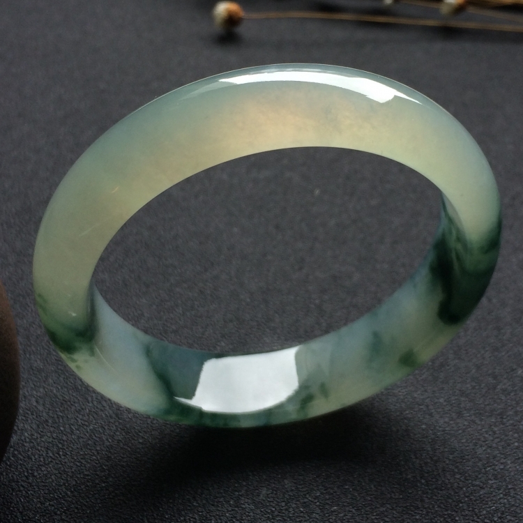 （超值推荐）冰种飘花手镯（57.4mm）