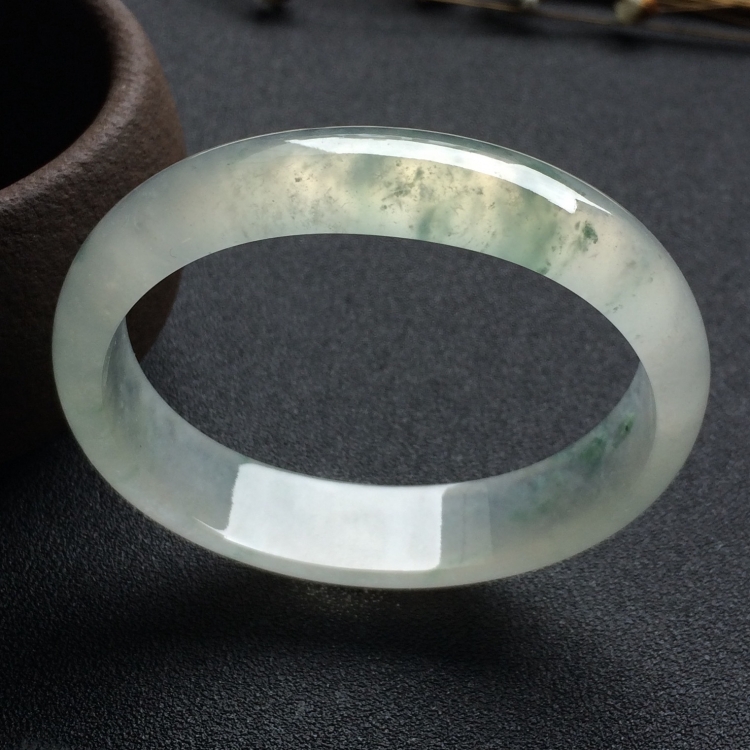 （超值推荐）冰种飘花贵妃镯（54.7mm-46mm）