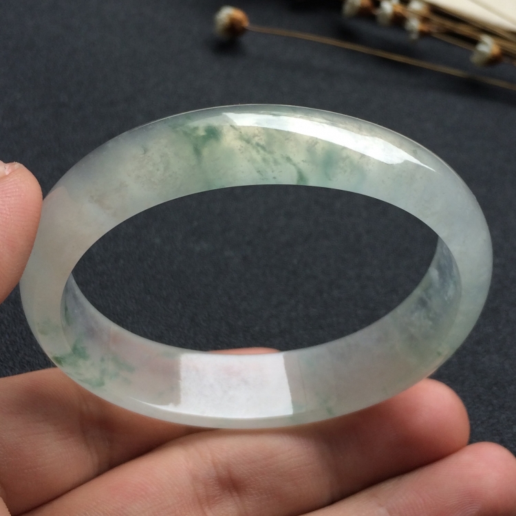 （超值推荐）冰种飘花贵妃镯（54.7mm-46mm）