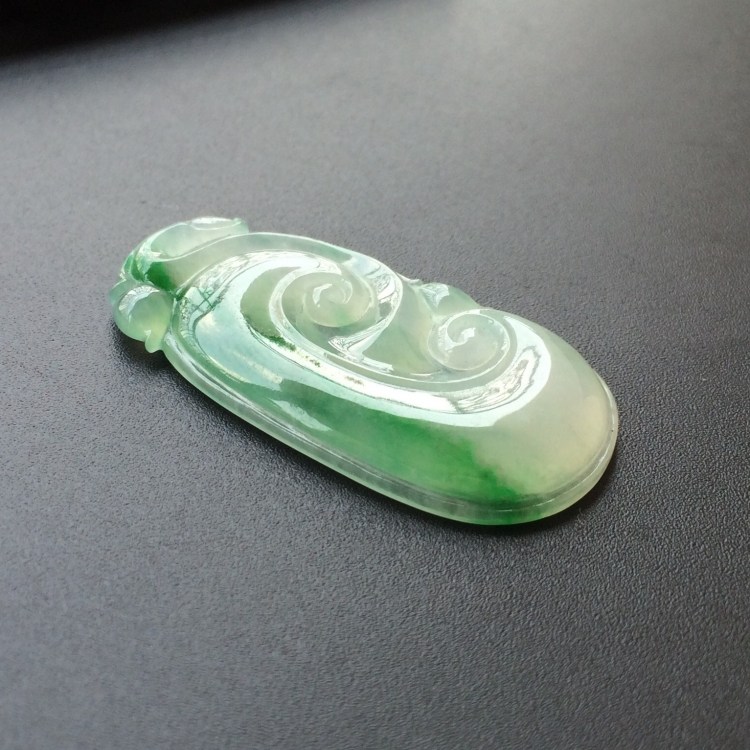 (超值推荐)冰种飘翠如意挂件