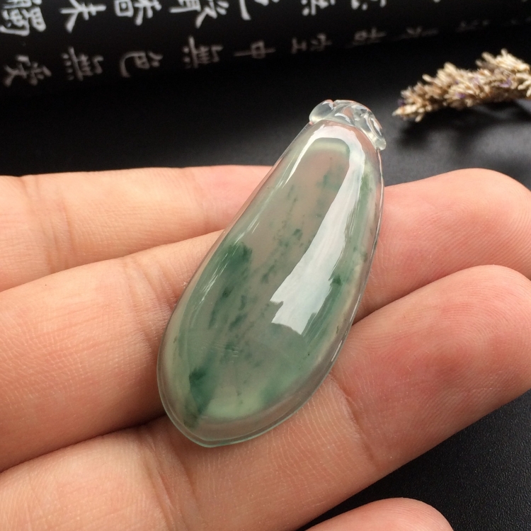 （超值推荐）冰种飘花福瓜挂件