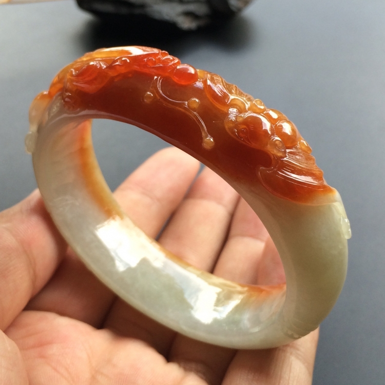 （超值推荐）糯冰种红黄翡福寿如意雕花贵妃镯（57.5mm-47.6mm）
