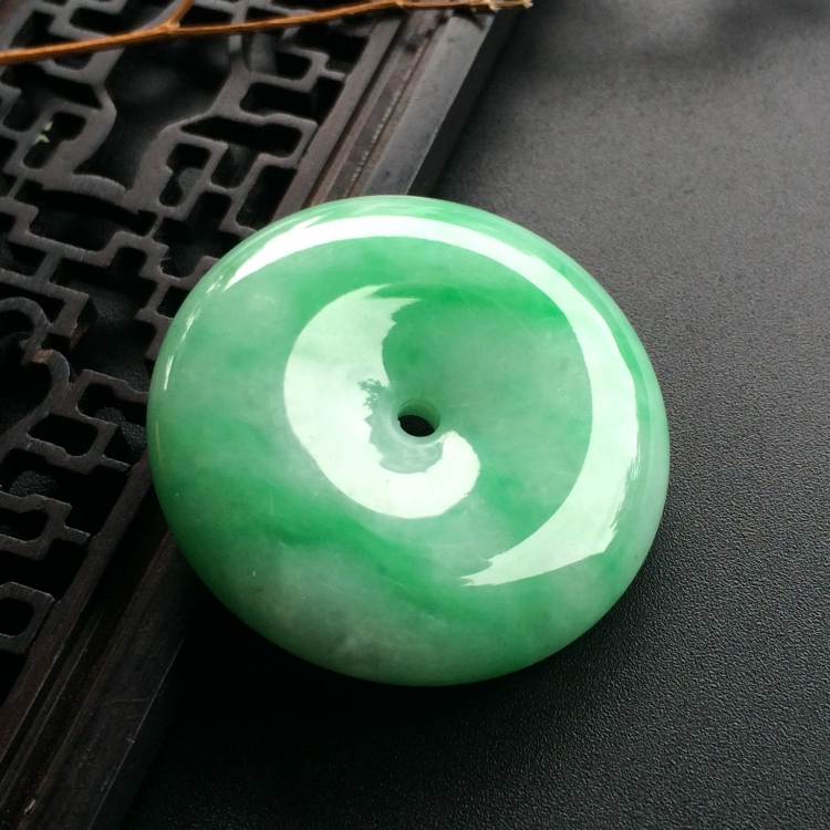 （超值推荐）糯冰种飘翠平安扣挂件
